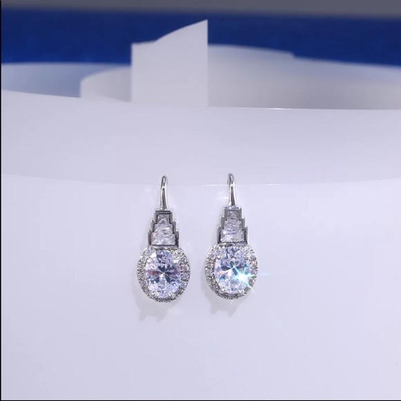 New Women’s 925 Silver Wedding Diamond Earrings - Picture 5 of 6